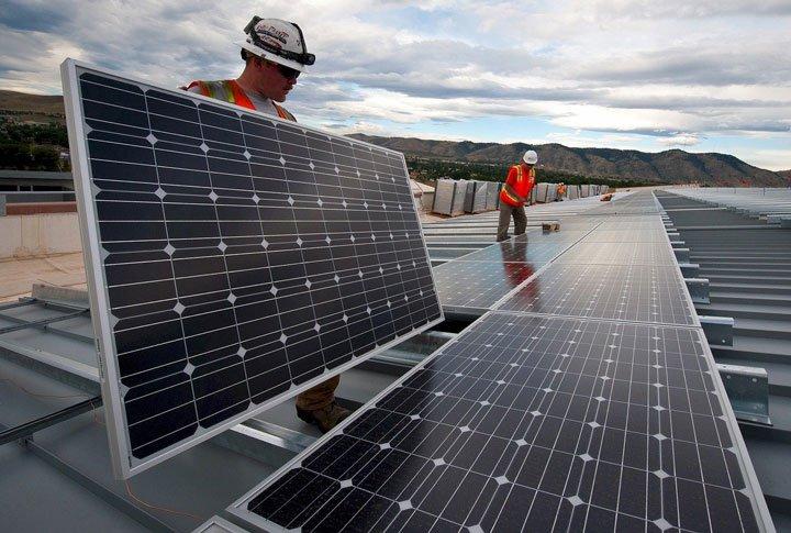 Le coût des panneaux solaires à un niveau historiquement bas - Il est temps d'adopter l'énergie solaire